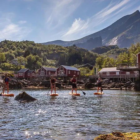 Village & Nussfjord