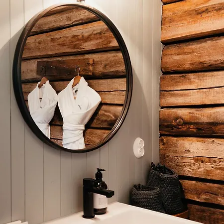 Village & Szálloda Nussfjord