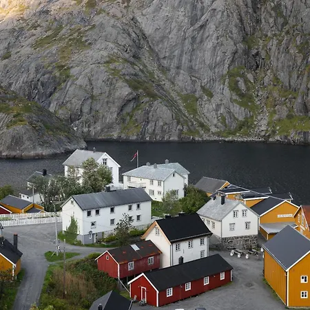 Hotel Village & 3*