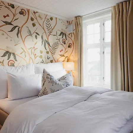 Szálloda Village & 3*