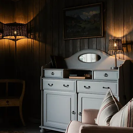 Szálloda Village & Nussfjord