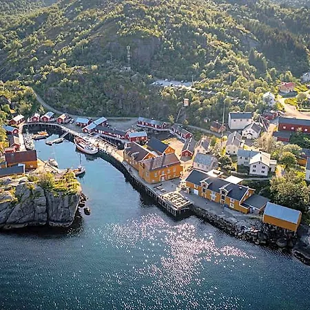 Village & Szálloda Nussfjord
