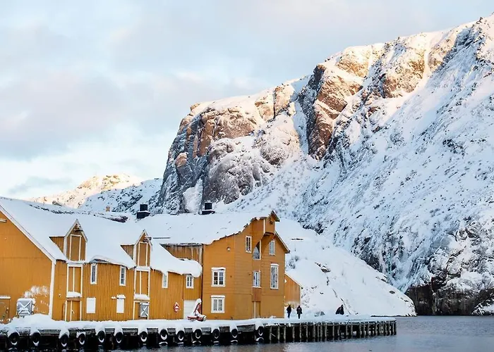 Village & فندق Nussfjord