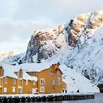 Village & Hotel Nussfjord